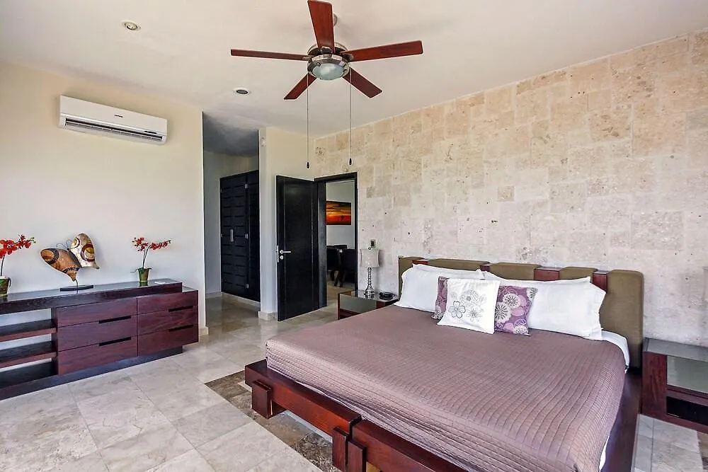 ***  Faro Surf 407 By Nas Hotel Playa del Carmen Mexico